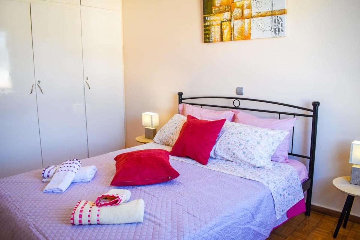Cozy Flat On The Main Square, 10Min To The Sea Vila Calamata Exterior foto